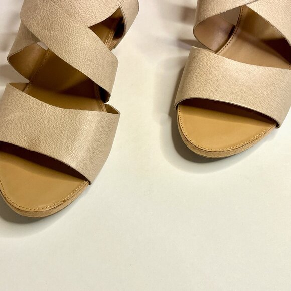 Franco Sarto Sandals * Size 7-1/2M * Leather * 2.5" Wedge * Tan/Beige * Excel Cd - Picture 3 of 5